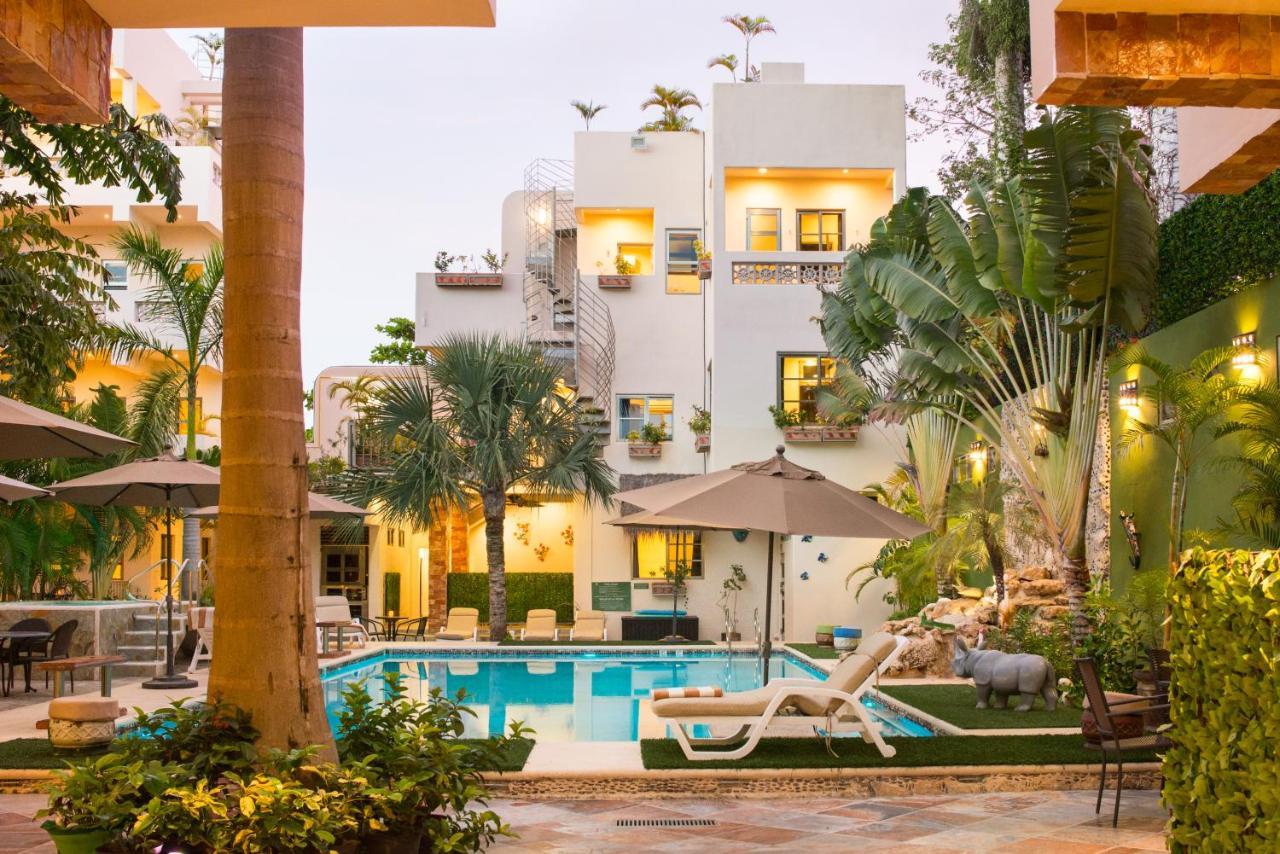 Álamos Inn Hotel con Jacuzzi y Piscina Cancún Exterior foto