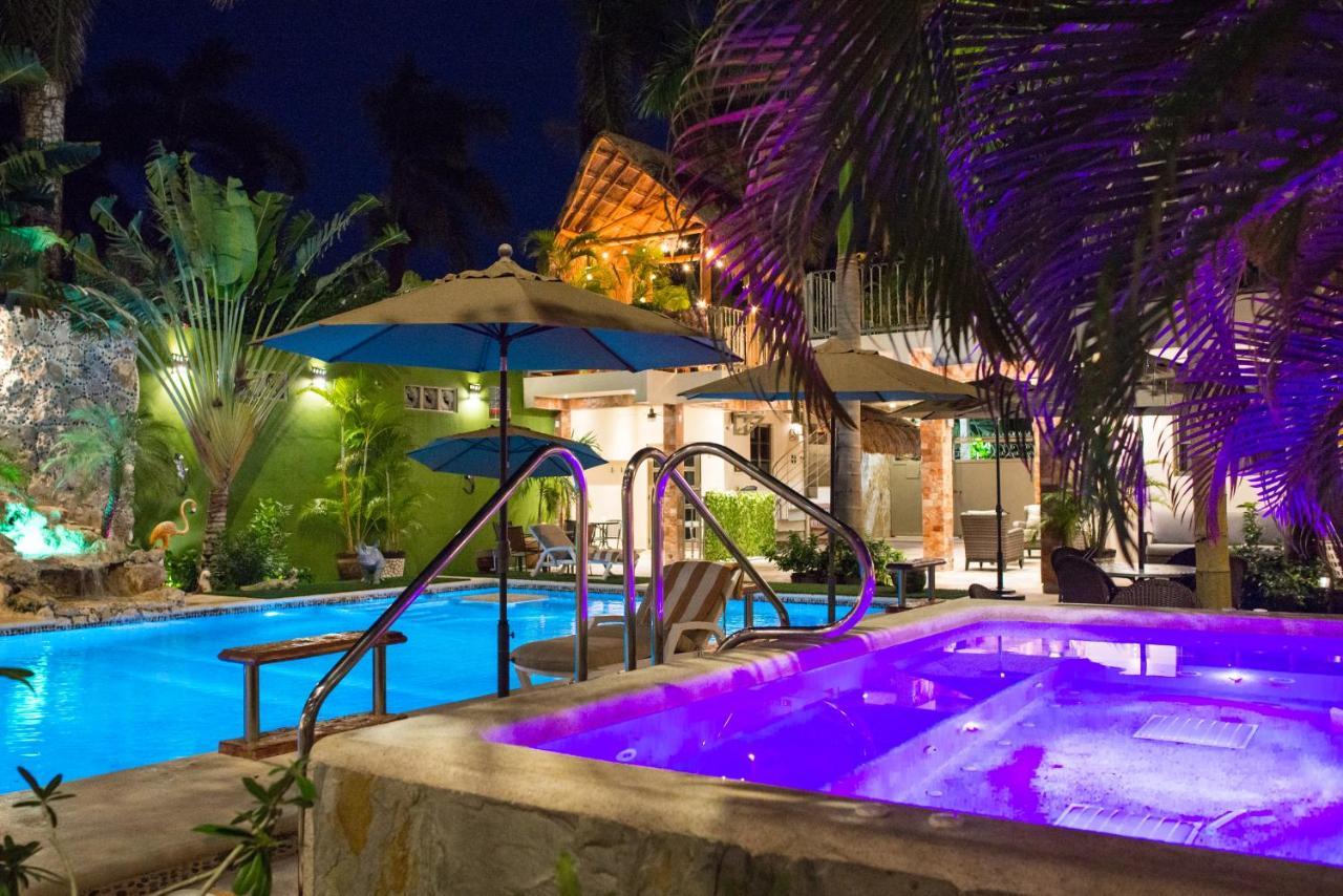 Álamos Inn Hotel con Jacuzzi y Piscina Cancún Exterior foto