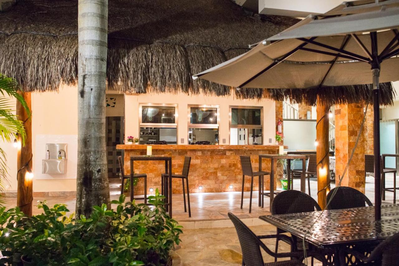 Álamos Inn Hotel con Jacuzzi y Piscina Cancún Exterior foto