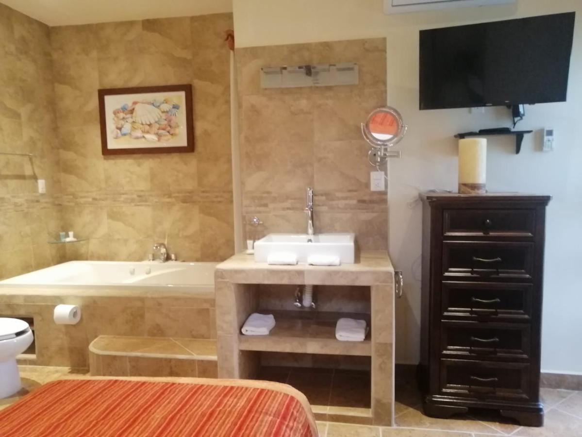 Álamos Inn Hotel con Jacuzzi y Piscina Cancún Exterior foto